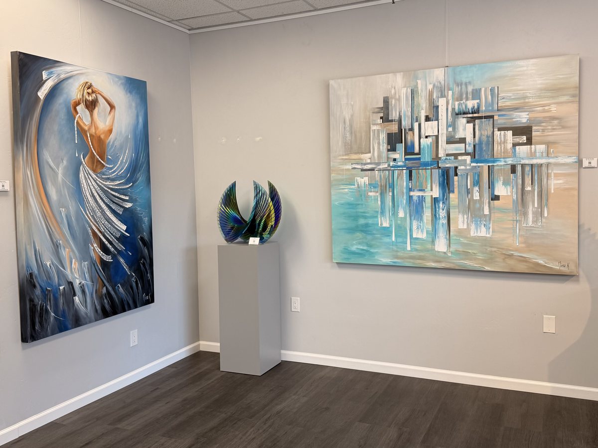 Nina K solo exhibition at the Creative Gateways Showroom in West Sedona — large-scale abstract oil paintings and glass sculpture